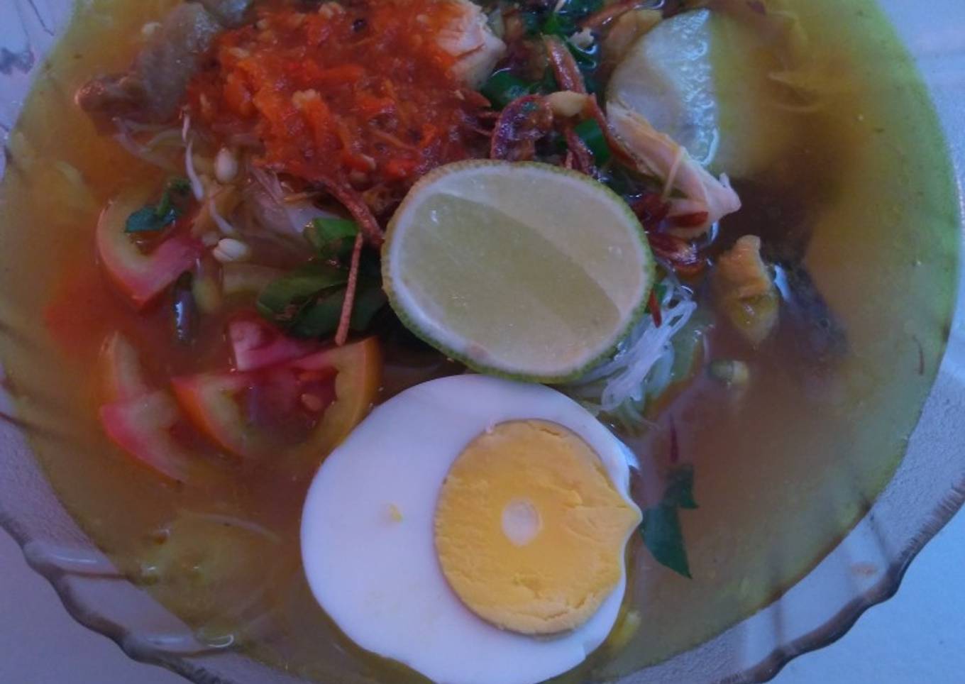 Soto ayam lontong