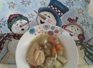 Una foto de Pollo sudado de verduras
