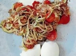 Foto de Legumes com molho de soja
