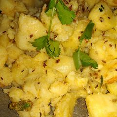 A picture of Jeera aloo.