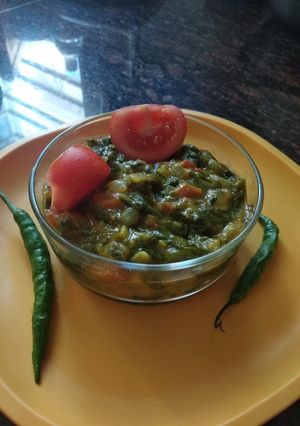 A picture of Daal Palak.