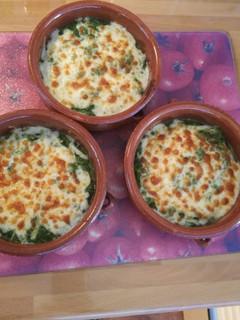 Una foto de Espinacas al horno con bechamel