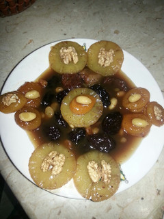 صورة لوصفة طاجين العين(البرقوق)