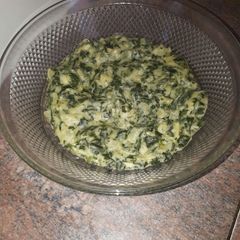 A picture of Creamed spinach.
