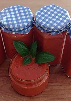 Bolognai szósz télire (sütőben elkészítve) recept fotója