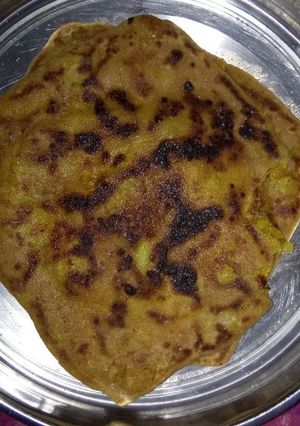 A picture of Aloo Paratha.