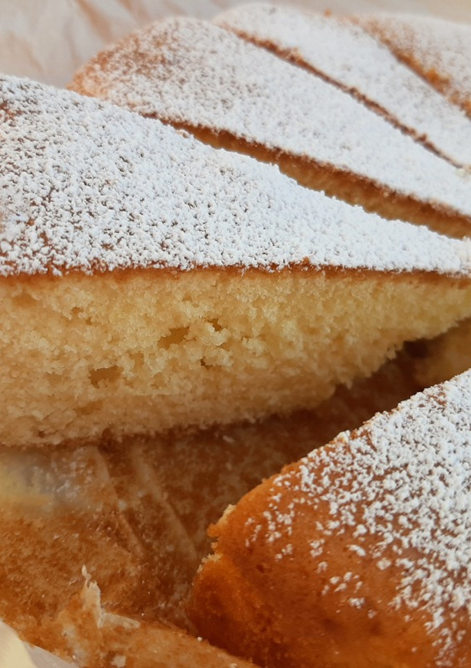 Foto di Torta al latte caldo