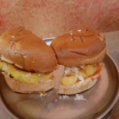 A picture of Pav bhaji tikki burger.