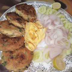A picture of Chicken aur aloo ke kabab.