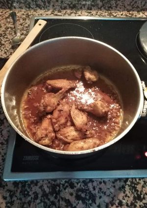 Una foto de Alitas al ajillo