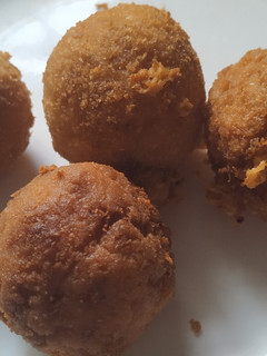 உருளைகிழங்கு சீஸ் பால்ஸ் செய்முறை முக்கிய புகைப்படம்