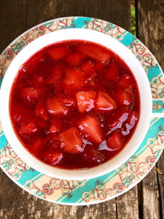 A picture of Stawberries topping.
