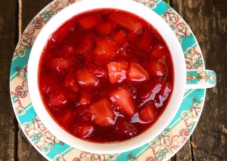 Simple Way to Prepare Homemade Stawberries topping