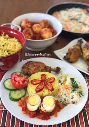 A picture of Rice Cooker Indonesian Yellow Rice.