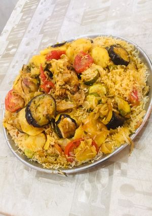 صورة لوصفة مقلوبة بالدجاج
