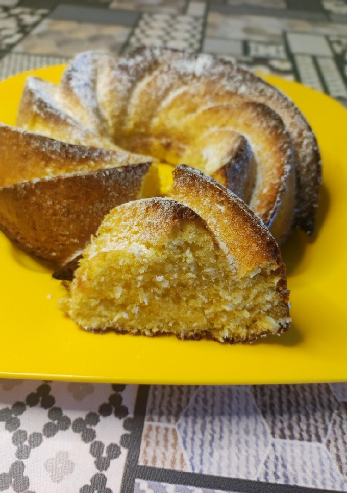 Una foto de Bizcocho de leche condensada y coco!! #revistacookpad