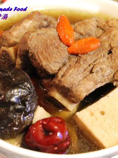 藥膳排骨湯 的食譜成品照片