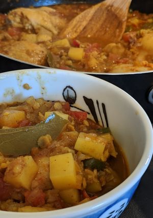 A picture of Tandoori Chicken Dal Curry.