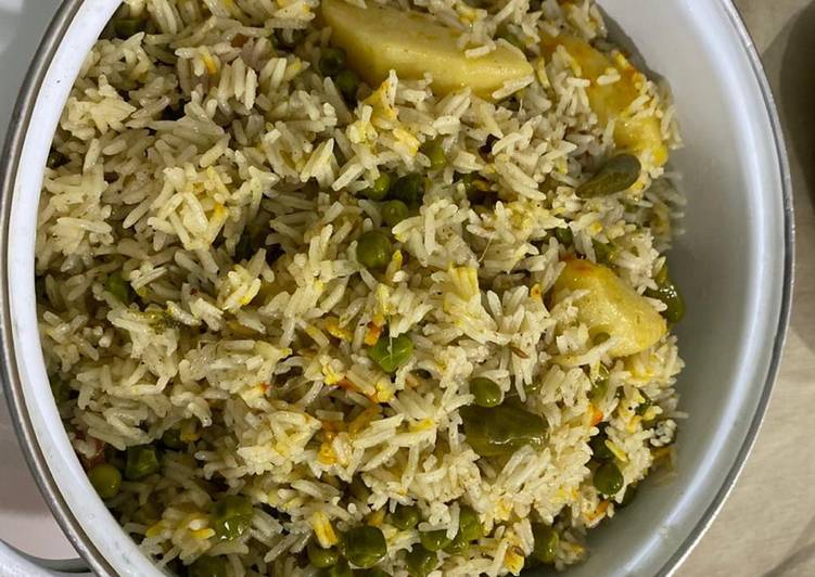 How to Prepare Super Quick Homemade Mater chawal