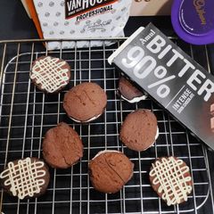 A picture of Chocolate orange Sable cookies.