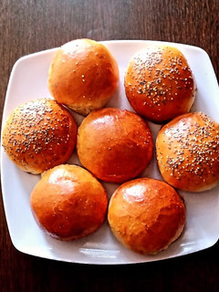 Una foto de Pan para hamburguesas