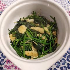 Stir Fry Spinach A picture of Stir Fry Spinach.