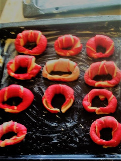 A picture of Croissants.
