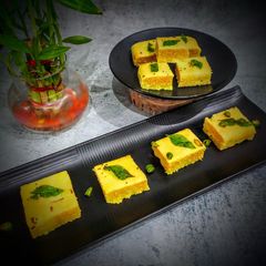 A picture of Chana dal dhokla.