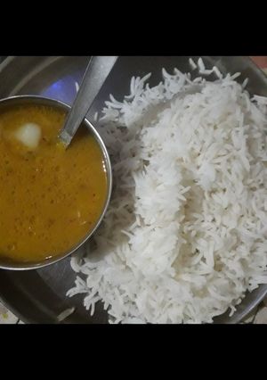 अरहर की दाल और चावल (arhar ki dal aur chawal recipe in Hindi) रेसिपी मुख्य फोटो