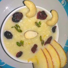 A picture of Hung Curd Apple Pudding.