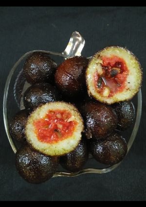 A picture of Kala Jamun.