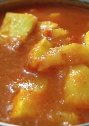 A picture of Aloo paneer veg.