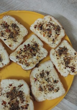 A picture of Garlic bread.