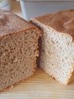 Tönkölybúza kenyér recept fotója