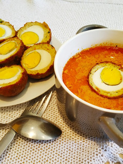 A picture of Nargisi kofta Curry( #mamataughtmewell).
