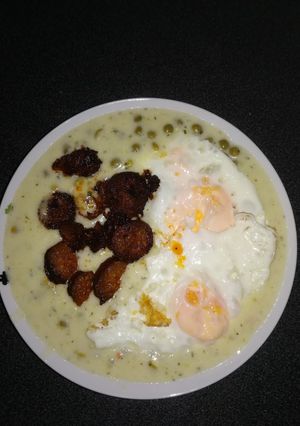 Zöldborsó főzelék gazdagon recept fotója