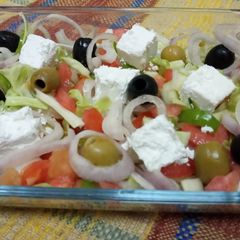 A picture of Greek salad.