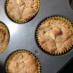 A picture of Moist apple cakes.