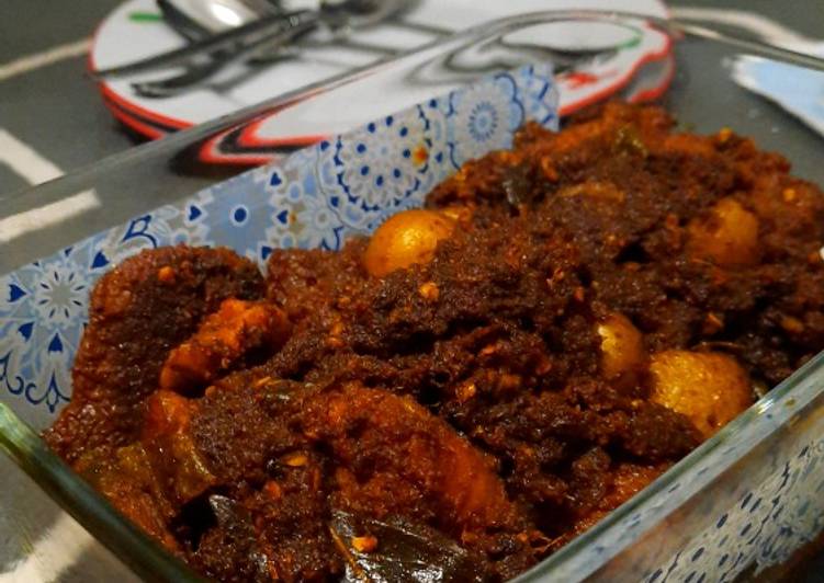 Resep Rendang Sandung Lamur &amp; Kentang Kecil yang Sempurna