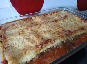 Una foto de Lasagna Bolonesa en Horno de Aire