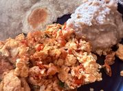 Una foto de huevos para cena