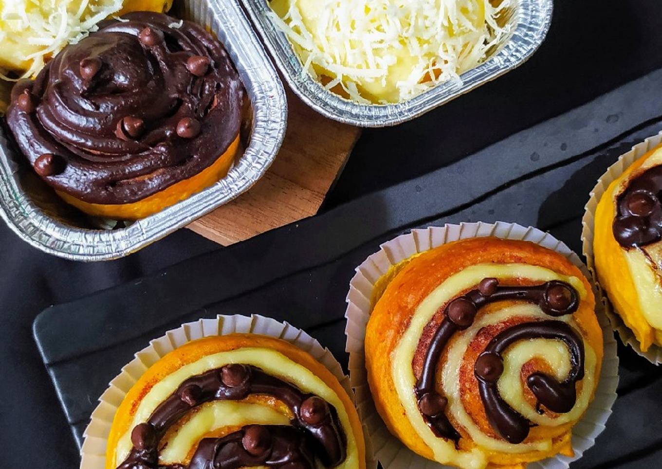 Pumpkin Choco Cheese Roll