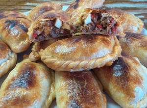 Una foto de Empanadas de carne jugosas