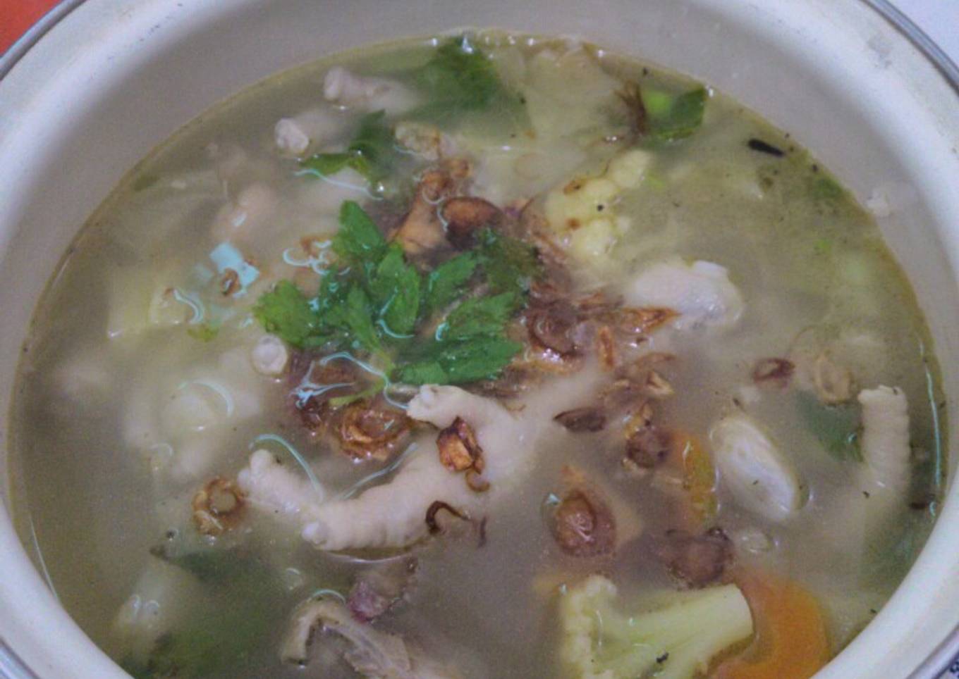 25. Sop/sup ceker ayam