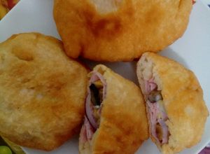Kedvenc töltött lángos recept fotója