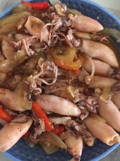 Foto resep Tumis cumi asin asem manis 🦑