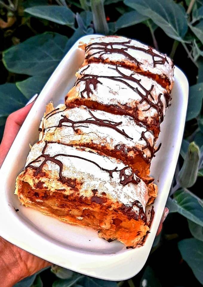 Штрудель з яблуками 🍎