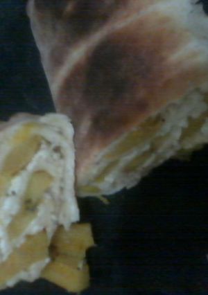Una foto de Pan de plátano, queso y caramelo