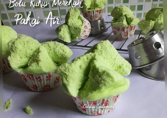 Anti Ribet, Buat Bolu Kukus Merekah Pakai Air Irit Anti Gagal