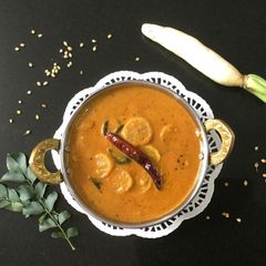 A picture of Mooli Huli / Sambar.